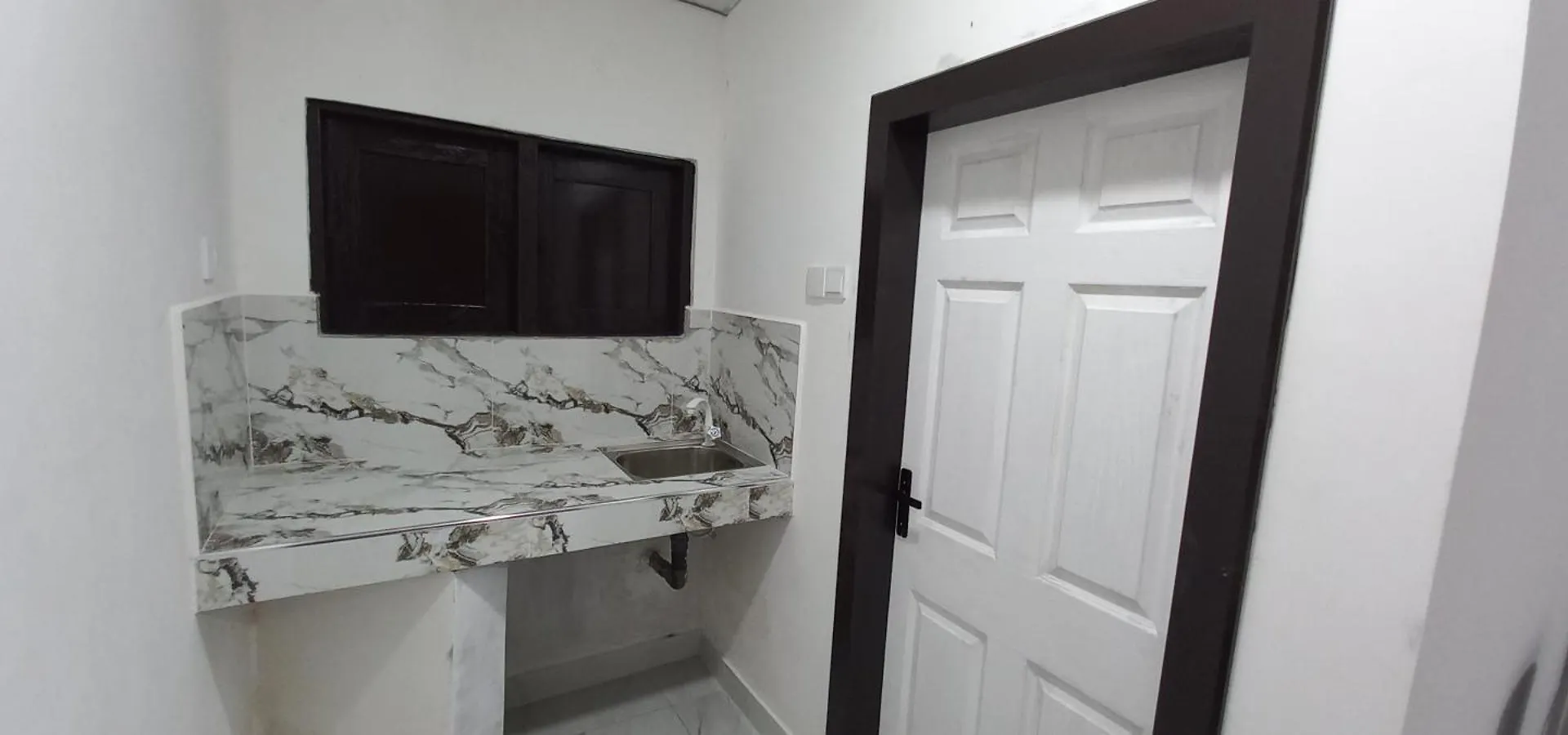 Airport Pearl Garden Transit Hotel Katunayaka Δωμάτια σε οικογενειακή κατοικία