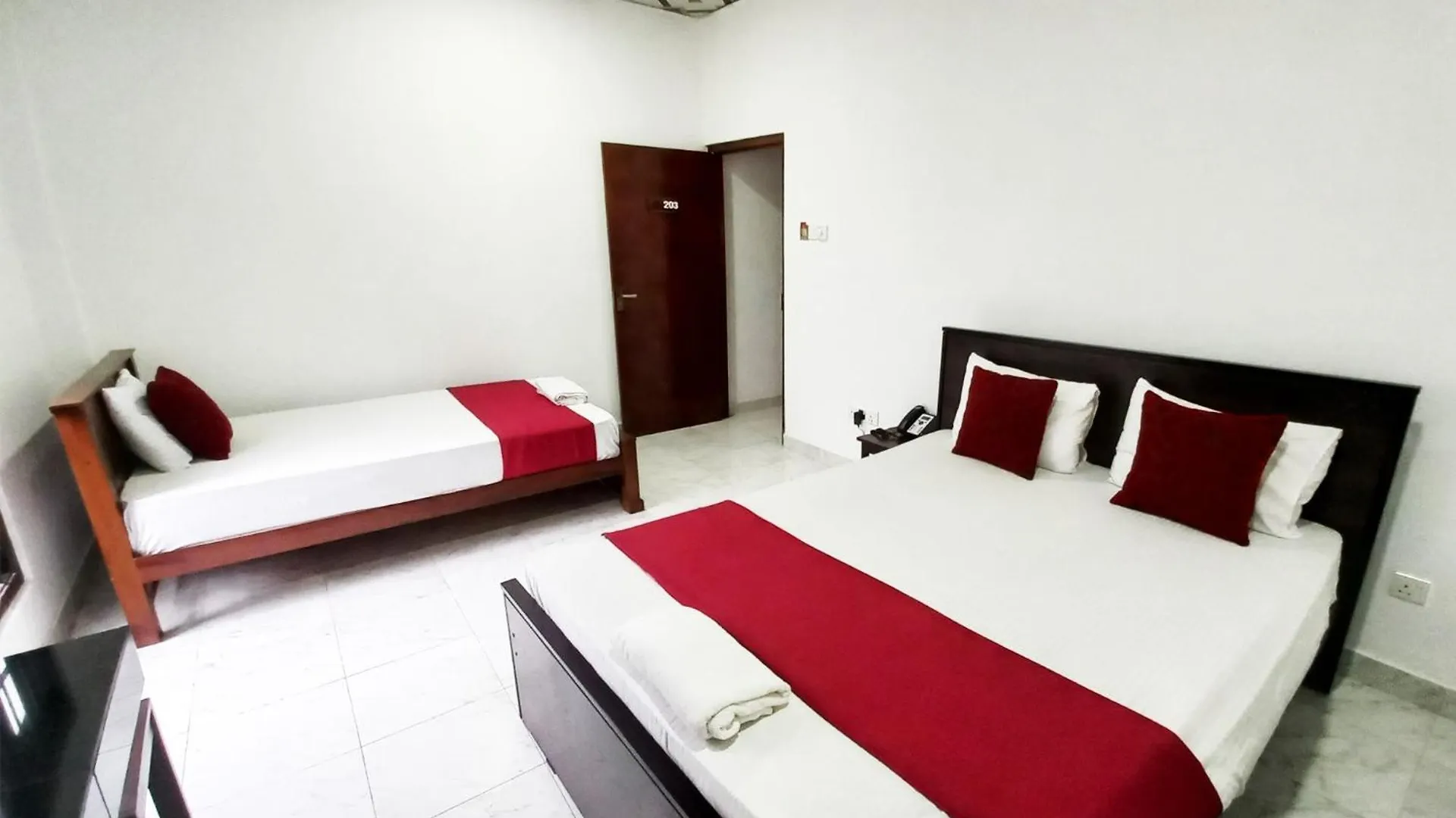 Airport Pearl Garden Transit Hotel Катунаяка 0*,  Шри-Ланка