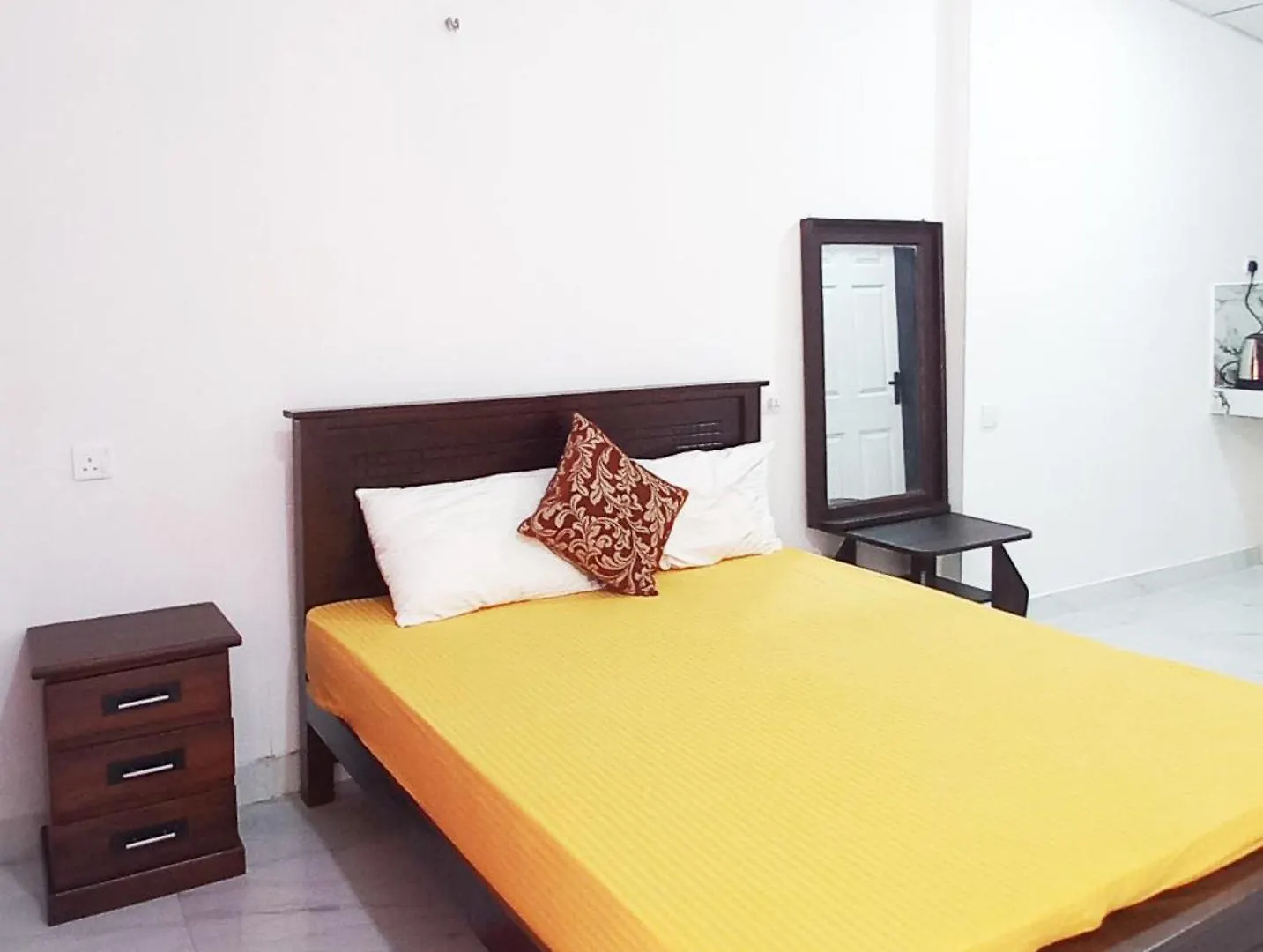 Проживание в семье Airport Pearl Garden Transit Hotel Катунаяка